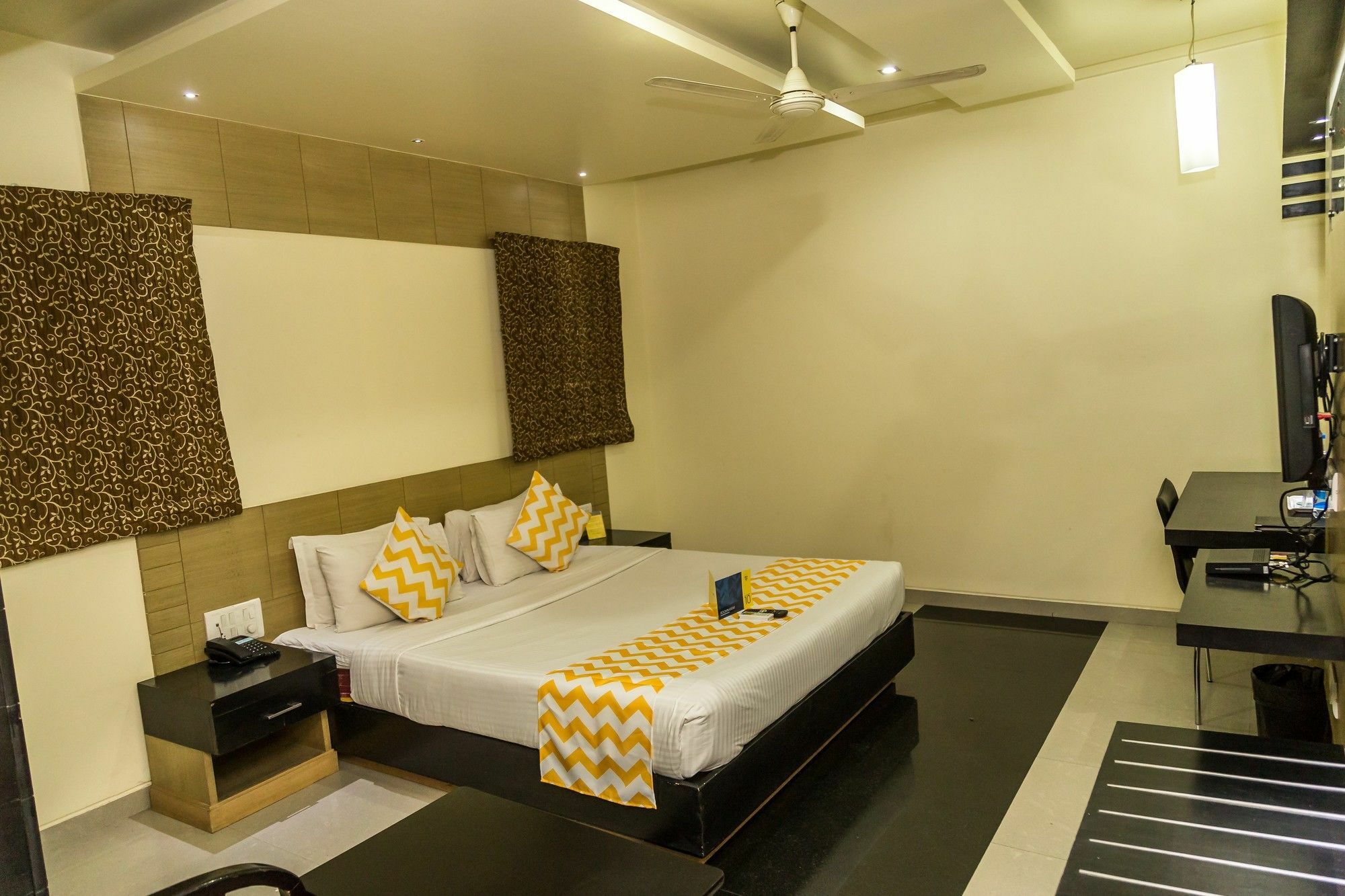 Hotel Arafa Inn Bangalore Exterior foto